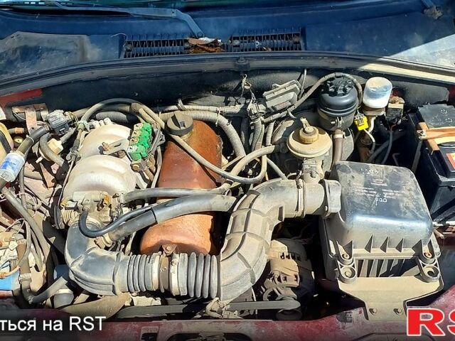 Шевроле Нива, объемом двигателя 1.7 л и пробегом 238 тыс. км за 3000 $, фото 2 на Automoto.ua