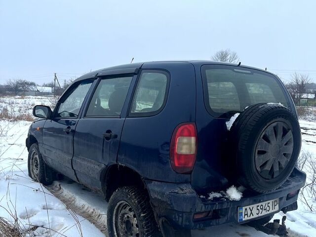 Шевроле Нива, объемом двигателя 1.7 л и пробегом 188 тыс. км за 3800 $, фото 5 на Automoto.ua