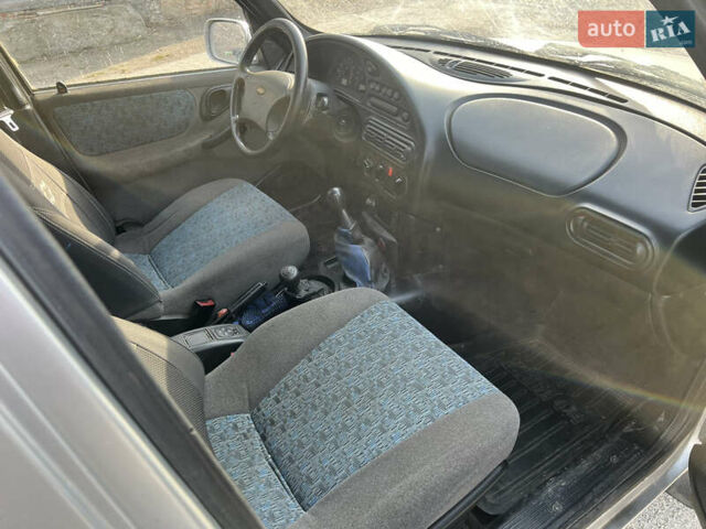 Шевроле Нива, объемом двигателя 0 л и пробегом 250 тыс. км за 2000 $, фото 5 на Automoto.ua