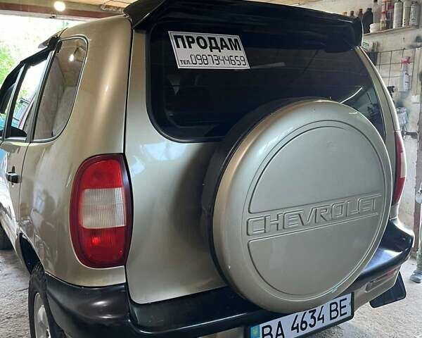 Шевроле Нива, об'ємом двигуна 0 л та пробігом 180 тис. км за 3100 $, фото 6 на Automoto.ua