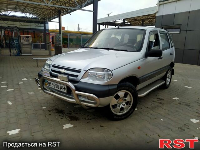 Шевроле Нива, объемом двигателя 17 л и пробегом 184 тыс. км за 2999 $, фото 5 на Automoto.ua