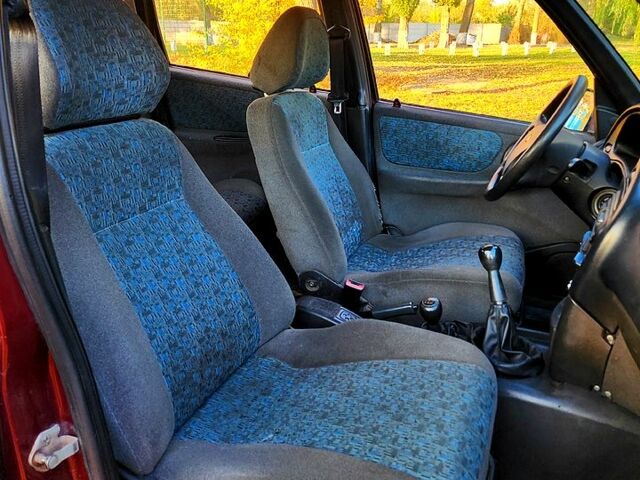 Шевроле Нива, объемом двигателя 1.7 л и пробегом 300 тыс. км за 2950 $, фото 10 на Automoto.ua