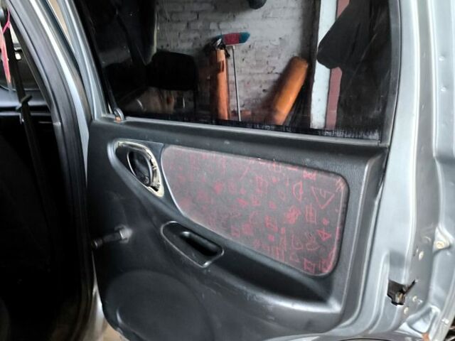 Шевроле Нива, об'ємом двигуна 1.7 л та пробігом 178 тис. км за 2900 $, фото 11 на Automoto.ua