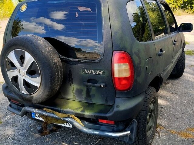 Шевроле Нива, об'ємом двигуна 1.7 л та пробігом 170 тис. км за 4000 $, фото 5 на Automoto.ua