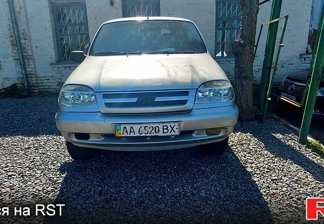 Шевроле Нива, объемом двигателя 1.7 л и пробегом 293 тыс. км за 2150 $, фото 1 на Automoto.ua