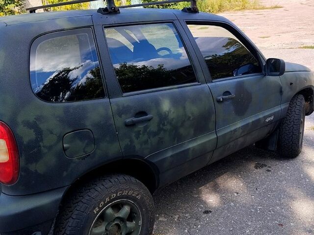 Шевроле Нива, об'ємом двигуна 1.7 л та пробігом 170 тис. км за 4000 $, фото 4 на Automoto.ua