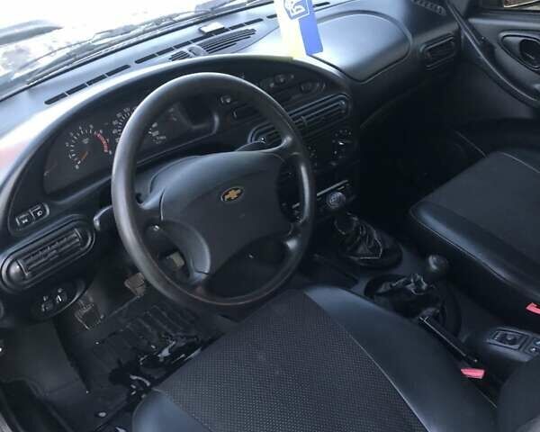 Шевроле Нива 2007 у Хмельницькому на Automoto.ua Шевроле Нива, об'ємом двигуна 1.7 л та пробігом 157 тис. км за 3500 $, фото 5 на Automoto.ua