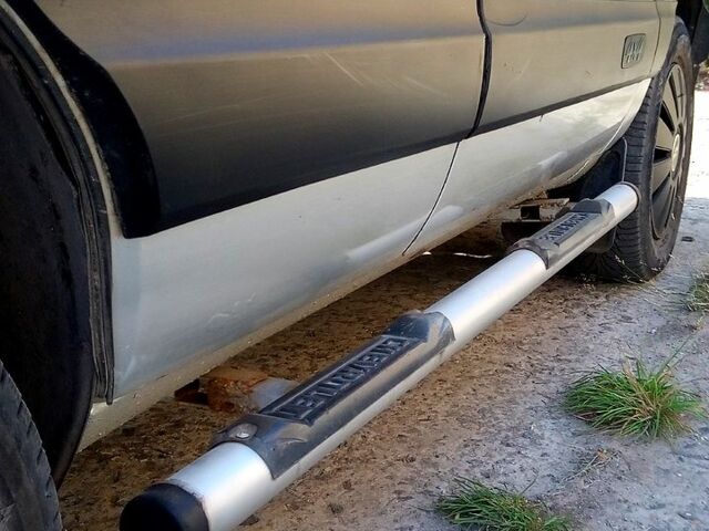 Шевроле Нива, объемом двигателя 1.7 л и пробегом 230 тыс. км за 3500 $, фото 3 на Automoto.ua