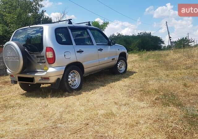 Шевроле Нива, об'ємом двигуна 1.7 л та пробігом 161 тис. км за 4100 $, фото 10 на Automoto.ua