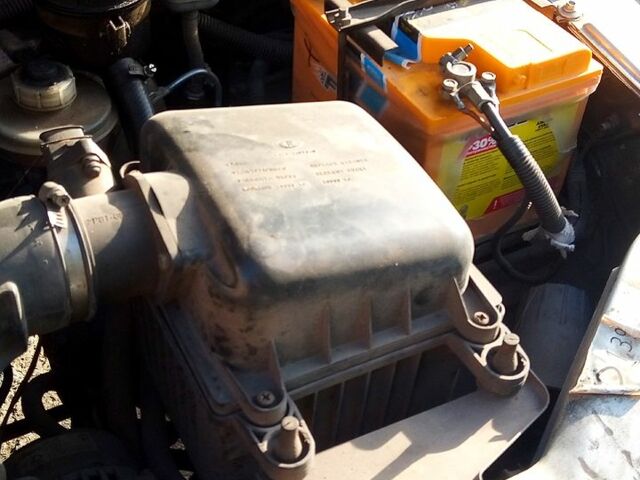 Шевроле Нива, объемом двигателя 1.7 л и пробегом 230 тыс. км за 3500 $, фото 6 на Automoto.ua