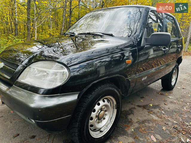 Шевроле Нива, объемом двигателя 0 л и пробегом 274 тыс. км за 3600 $, фото 7 на Automoto.ua