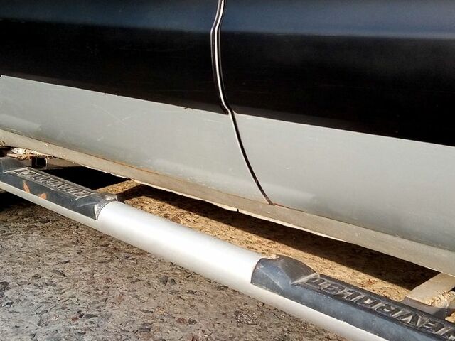 Шевроле Нива, объемом двигателя 1.7 л и пробегом 230 тыс. км за 3500 $, фото 2 на Automoto.ua