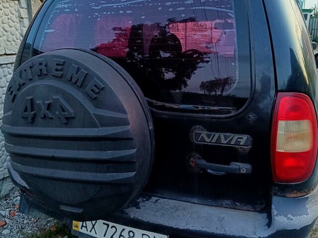 Шевроле Нива, объемом двигателя 1.7 л и пробегом 220 тыс. км за 1500 $, фото 1 на Automoto.ua