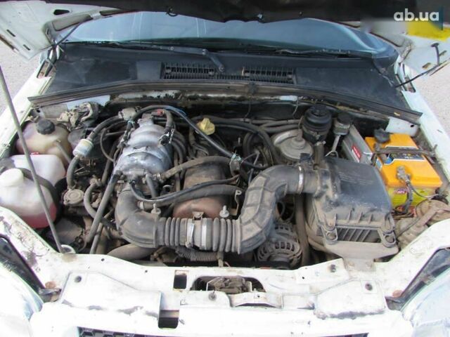 Шевроле Нива, объемом двигателя 0 л и пробегом 161 тыс. км за 3600 $, фото 23 на Automoto.ua