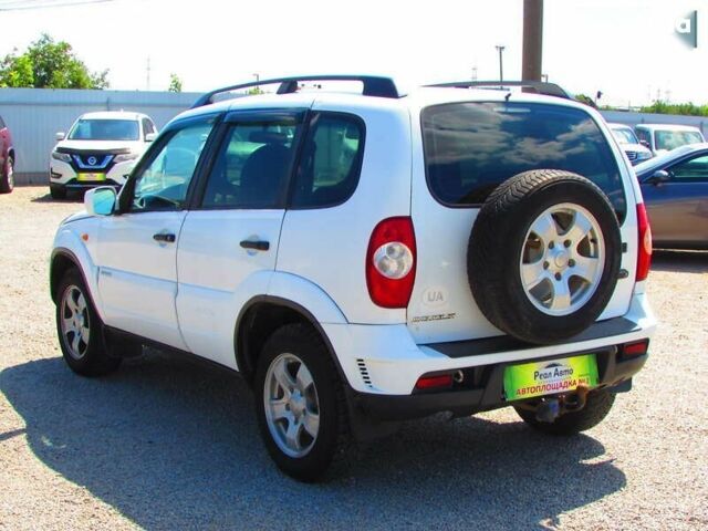Шевроле Нива, объемом двигателя 0 л и пробегом 161 тыс. км за 3600 $, фото 2 на Automoto.ua