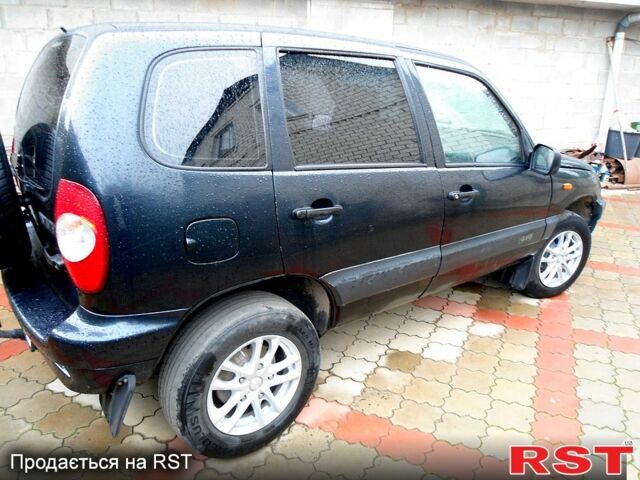 Шевроле Нива, об'ємом двигуна 1.7 л та пробігом 30 тис. км за 4200 $, фото 2 на Automoto.ua