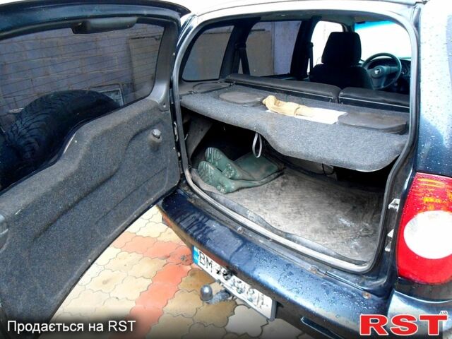 Шевроле Нива, об'ємом двигуна 1.7 л та пробігом 30 тис. км за 4200 $, фото 5 на Automoto.ua