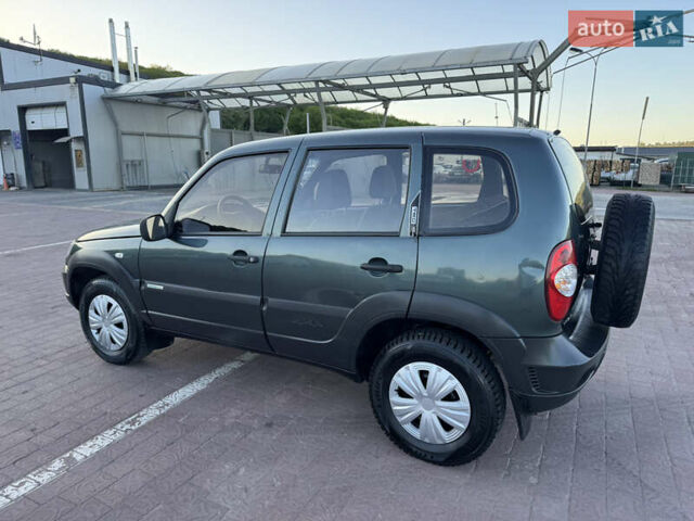 Шевроле Нива, объемом двигателя 0 л и пробегом 138 тыс. км за 3950 $, фото 6 на Automoto.ua