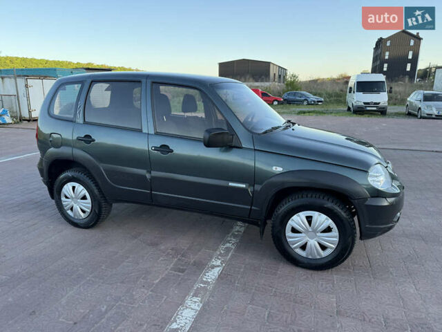 Шевроле Нива, объемом двигателя 0 л и пробегом 138 тыс. км за 3950 $, фото 2 на Automoto.ua