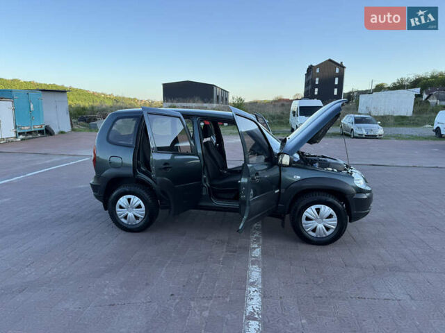 Шевроле Нива, объемом двигателя 0 л и пробегом 138 тыс. км за 3950 $, фото 22 на Automoto.ua