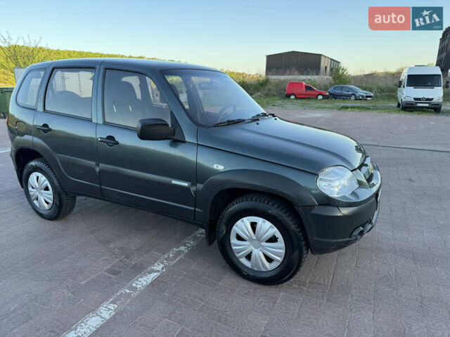 Шевроле Нива, объемом двигателя 0 л и пробегом 138 тыс. км за 3950 $, фото 1 на Automoto.ua