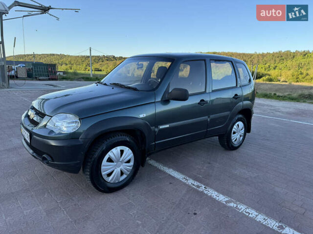 Шевроле Нива, объемом двигателя 0 л и пробегом 138 тыс. км за 3950 $, фото 12 на Automoto.ua