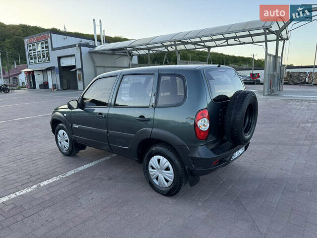 Шевроле Нива, объемом двигателя 0 л и пробегом 138 тыс. км за 3950 $, фото 7 на Automoto.ua
