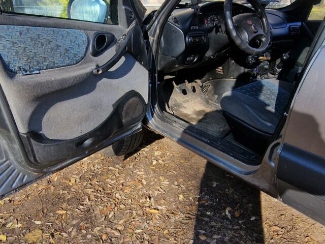 Сірий Шевроле Нива, об'ємом двигуна 1.7 л та пробігом 220 тис. км за 2200 $, фото 6 на Automoto.ua