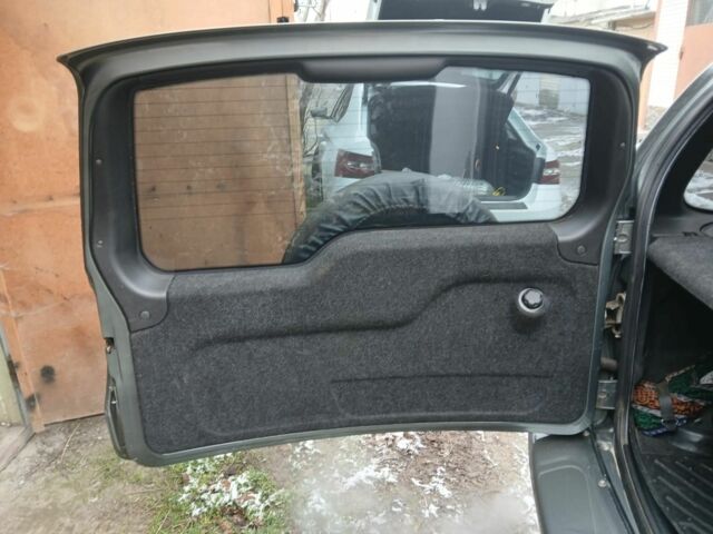 Сірий Шевроле Нива, об'ємом двигуна 1.7 л та пробігом 119 тис. км за 4100 $, фото 7 на Automoto.ua