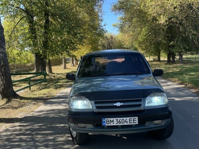 Сірий Шевроле Нива, об'ємом двигуна 1.7 л та пробігом 222 тис. км за 3250 $, фото 8 на Automoto.ua