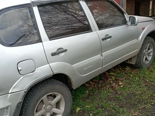 Серый Шевроле Нива, объемом двигателя 1.9 л и пробегом 568 тыс. км за 4534 $, фото 4 на Automoto.ua