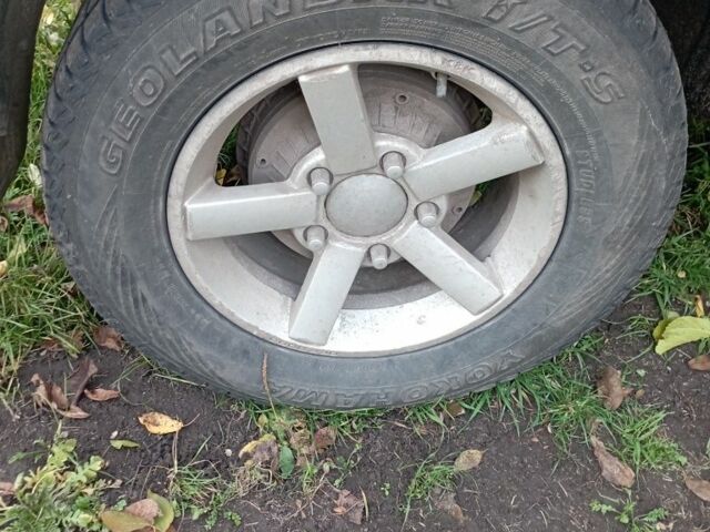 Серый Шевроле Нива, объемом двигателя 1.9 л и пробегом 568 тыс. км за 4534 $, фото 7 на Automoto.ua