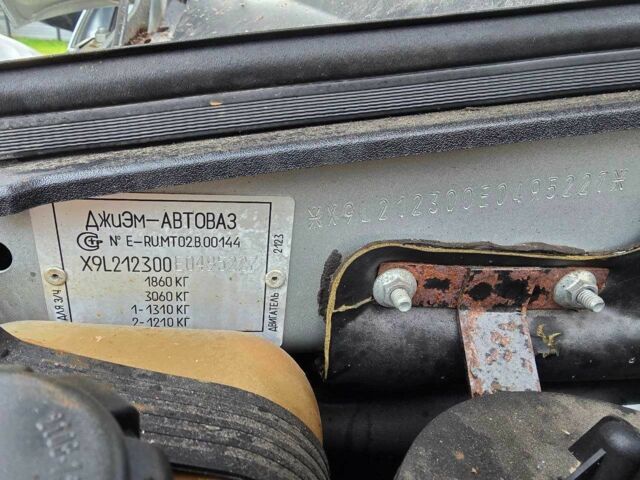 Сірий Шевроле Нива, об'ємом двигуна 1.7 л та пробігом 173 тис. км за 3548 $, фото 19 на Automoto.ua