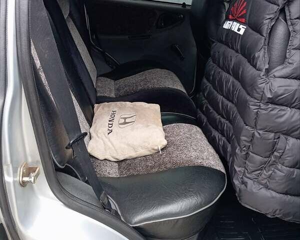 Сірий Шевроле Нива, об'ємом двигуна 1.7 л та пробігом 179 тис. км за 4499 $, фото 4 на Automoto.ua