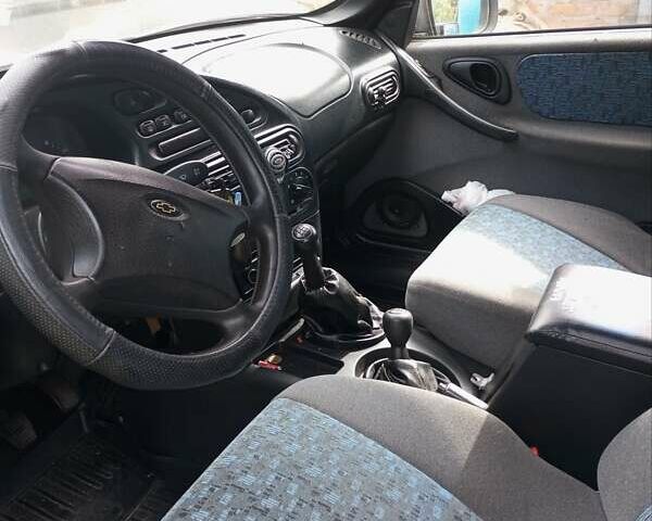 Серый Шевроле Нива, объемом двигателя 1.7 л и пробегом 218 тыс. км за 4150 $, фото 14 на Automoto.ua
