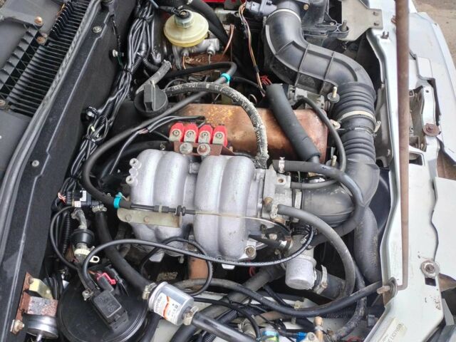 Серый Шевроле Нива, объемом двигателя 1.7 л и пробегом 169 тыс. км за 2700 $, фото 8 на Automoto.ua