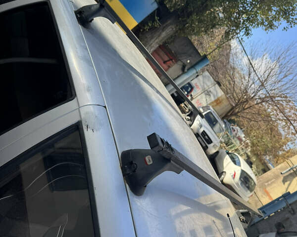 Серый Шевроле Нива, объемом двигателя 1.7 л и пробегом 340 тыс. км за 2700 $, фото 8 на Automoto.ua