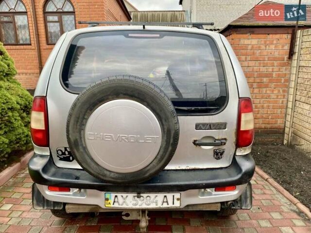 Сірий Шевроле Нива, об'ємом двигуна 1.7 л та пробігом 190 тис. км за 2700 $, фото 13 на Automoto.ua