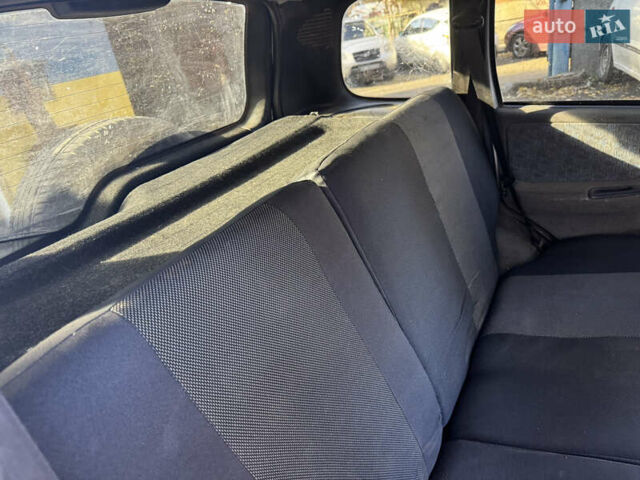 Серый Шевроле Нива, объемом двигателя 1.7 л и пробегом 340 тыс. км за 2700 $, фото 5 на Automoto.ua
