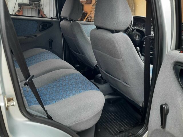 Сірий Шевроле Нива, об'ємом двигуна 1.7 л та пробігом 344 тис. км за 3100 $, фото 12 на Automoto.ua