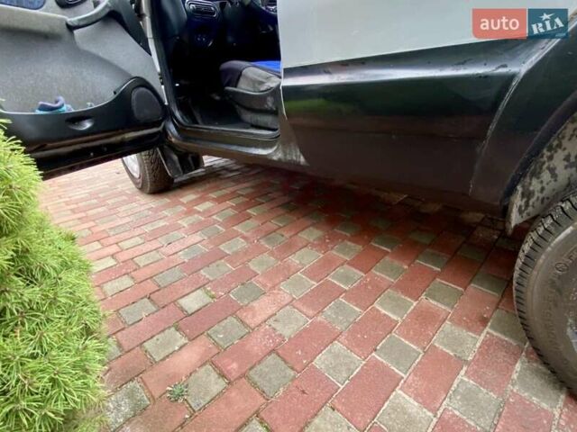 Сірий Шевроле Нива, об'ємом двигуна 1.7 л та пробігом 190 тис. км за 2700 $, фото 5 на Automoto.ua