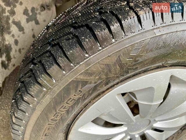 Сірий Шевроле Нива, об'ємом двигуна 1.7 л та пробігом 190 тис. км за 2700 $, фото 10 на Automoto.ua