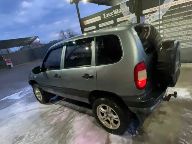 Шевроле Нива 2006 у Миколаєві на Automoto.ua Сірий Шевроле Нива, об'ємом двигуна 1.7 л та пробігом 190 тис. км за 2866 $, фото 6 на Automoto.ua