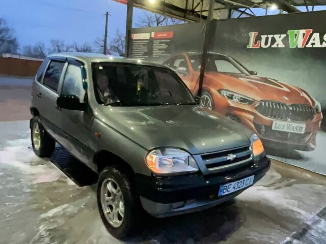 Шевроле Нива 2006 у Миколаєві на Automoto.ua Сірий Шевроле Нива, об'ємом двигуна 1.7 л та пробігом 190 тис. км за 2866 $, фото 5 на Automoto.ua