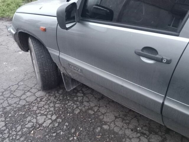 Сірий Шевроле Нива, об'ємом двигуна 1.7 л та пробігом 128 тис. км за 3800 $, фото 2 на Automoto.ua