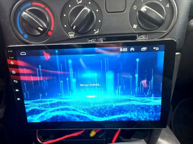 Сірий Шевроле Нива, об'ємом двигуна 1.7 л та пробігом 188 тис. км за 1950 $, фото 9 на Automoto.ua