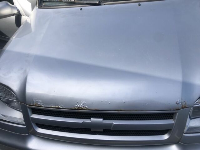 Серый Шевроле Нива, объемом двигателя 1.7 л и пробегом 3 тыс. км за 2500 $, фото 2 на Automoto.ua