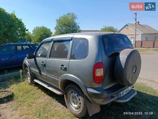 Сірий Шевроле Нива, об'ємом двигуна 1.69 л та пробігом 284 тис. км за 4700 $, фото 12 на Automoto.ua
