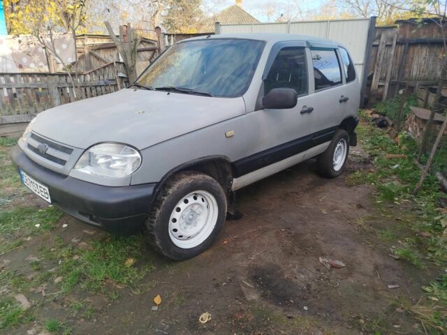 Шевроле Нива 2007 у Прилуках на Automoto.ua Сірий Шевроле Нива, об'ємом двигуна 1.7 л та пробігом 1 тис. км за 3200 $, фото 4 на Automoto.ua