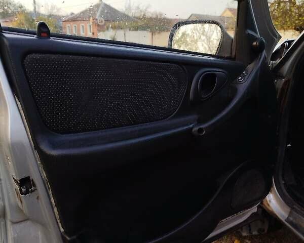 Сірий Шевроле Нива, об'ємом двигуна 1.7 л та пробігом 130 тис. км за 5500 $, фото 15 на Automoto.ua